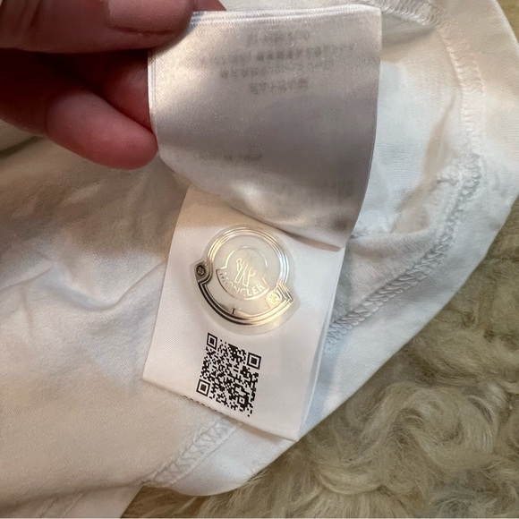 NWT Moncler Tee - Picture 6 of 12